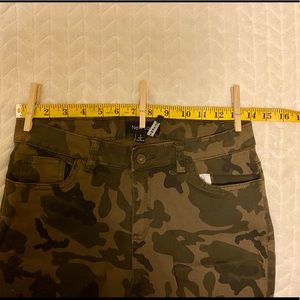 army print jeans new look